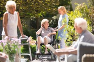 Adult Children Should Know About Assisted Living | Bahama Bay Club